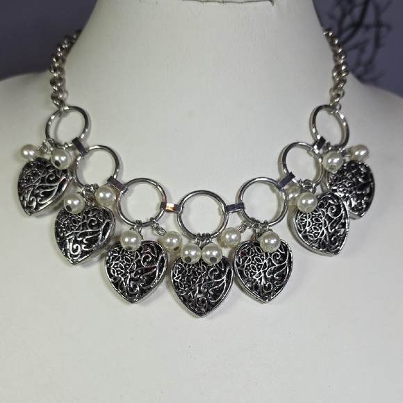 paparazzi Jewelry - Paparazzi Silver and Pearl Statement Necklace Heart